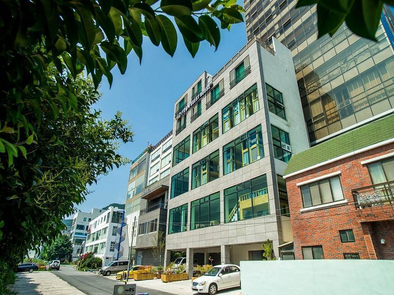 From Guesthouse Busan Esterno foto